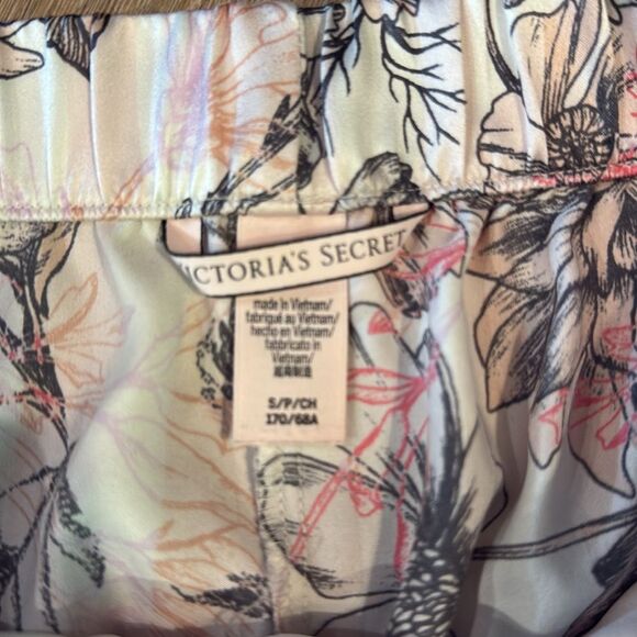 ((2 PAIR)) VICTORIAS SECRET WIDE LEG SATIN PAJAMA PANTS SIZE SMALL - Picture 5 of 8